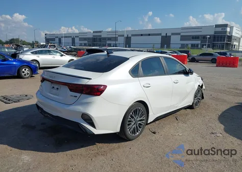 2023 Kia Forte Gt-Line z USA, uszkodzony, nr VIN 3KPF54AD0PE643485